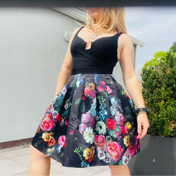 Ted Baker Black Floral Pattern Satin Tutu Tailored A-Line Skirt NWOT - Picture 2 of 16